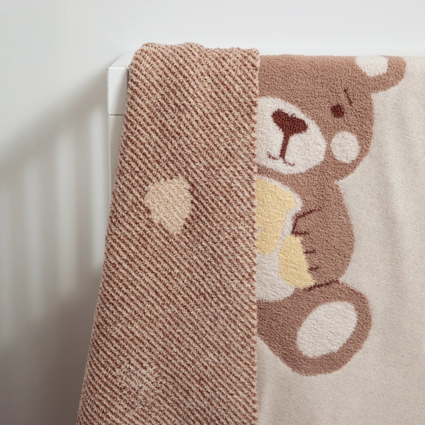 Jacquared Blanket- Cuddly Bear