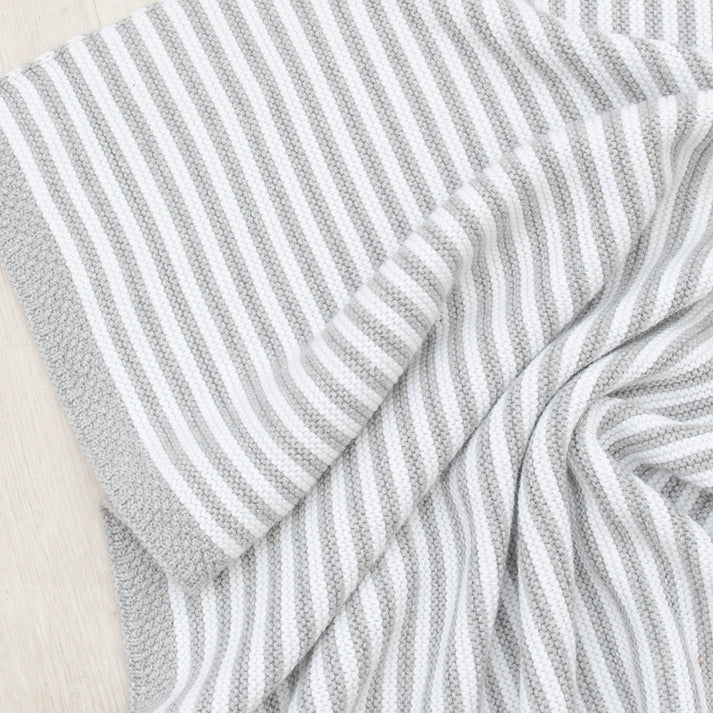 Knitted Stripe Blanket- Grey/White