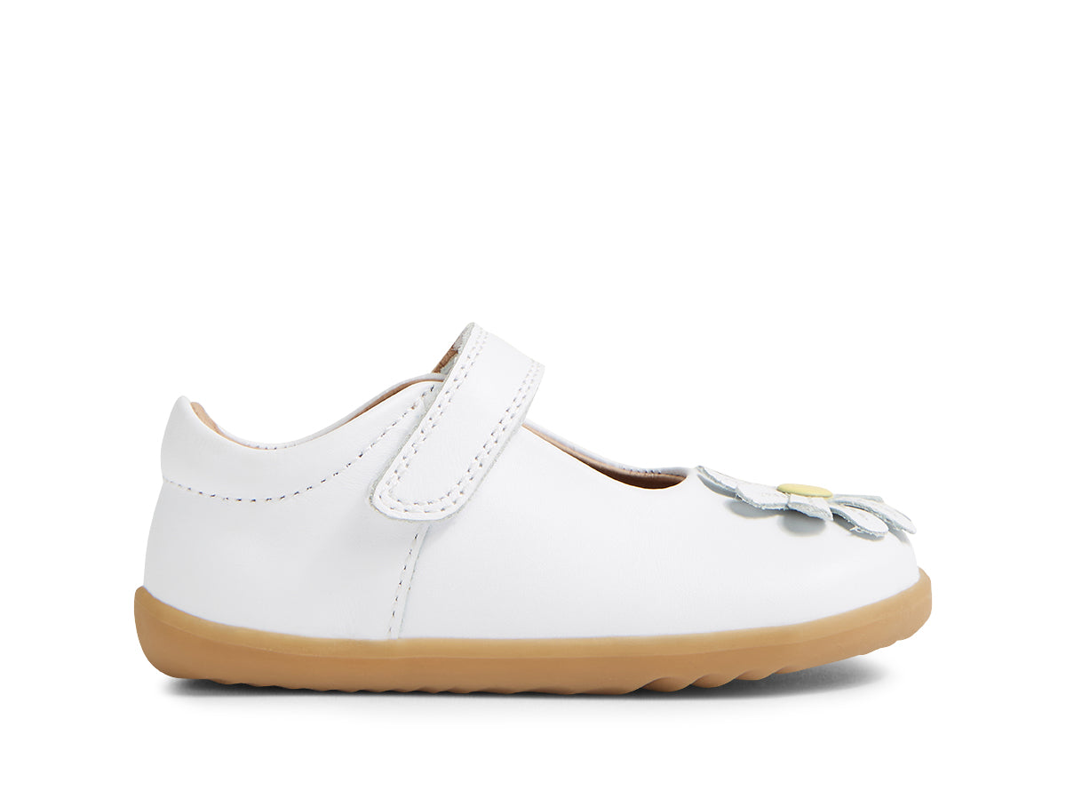 SU Pixie Leather Shoes- White