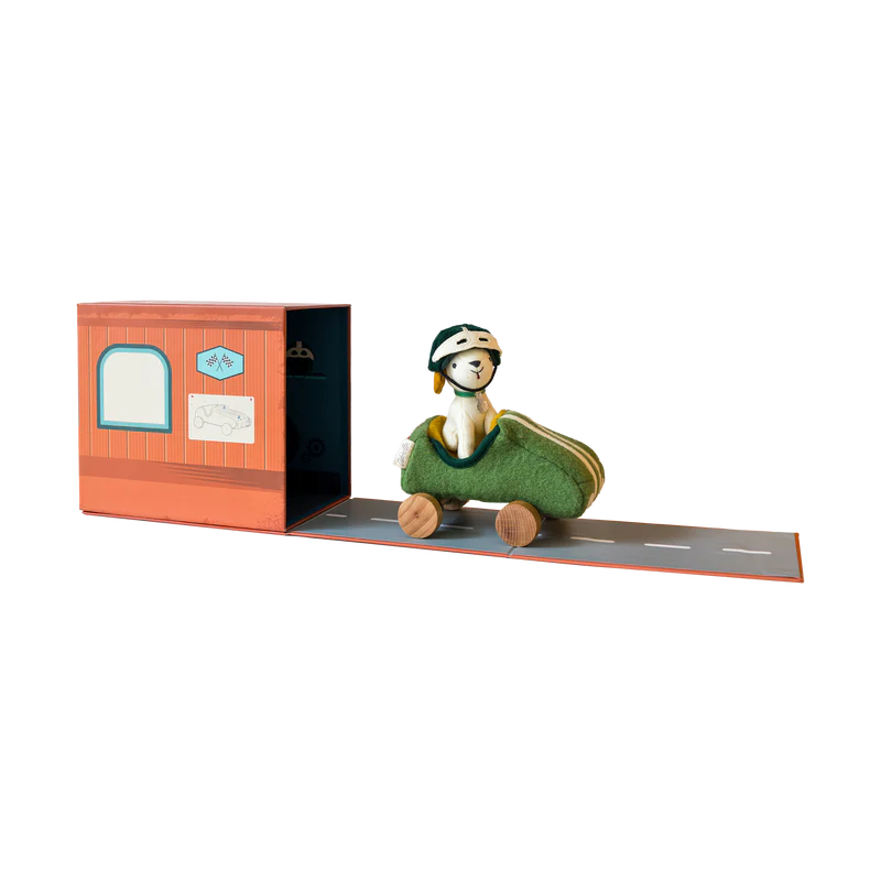 Holdie Dog-Go- Racer Boy Green