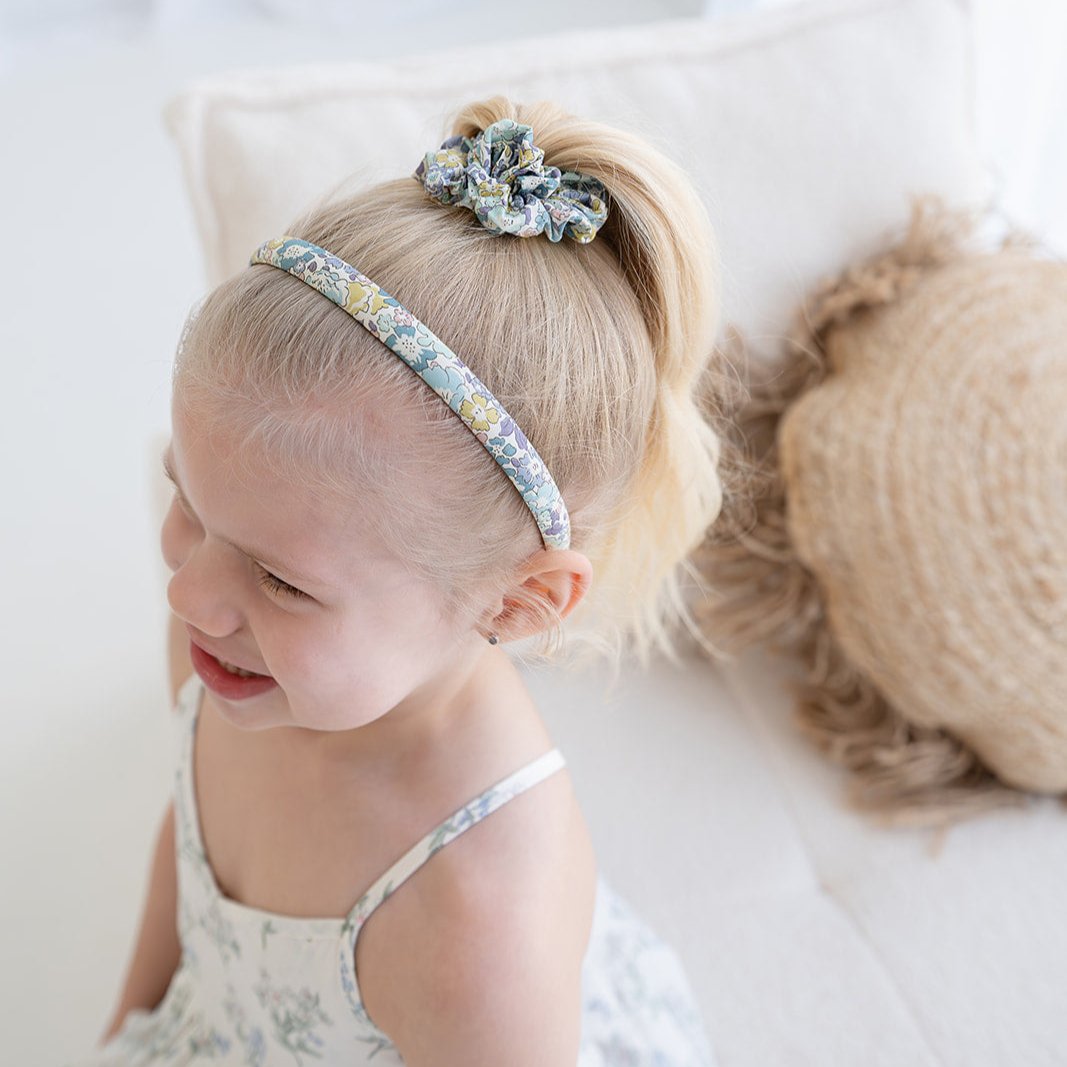 Girls Scrunchies- Suzanne